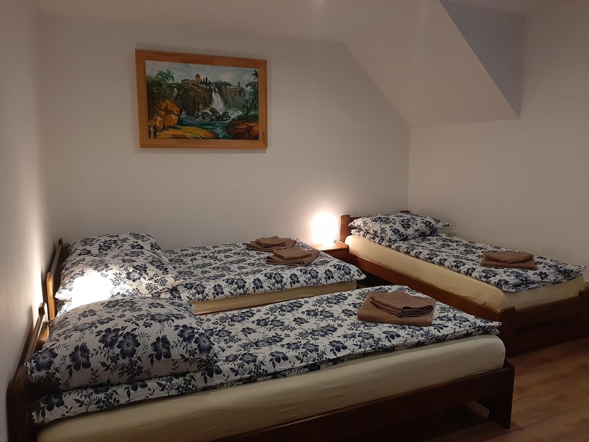 Wichrowe Wzgorza Hotel Strzebowiska Buitenkant foto