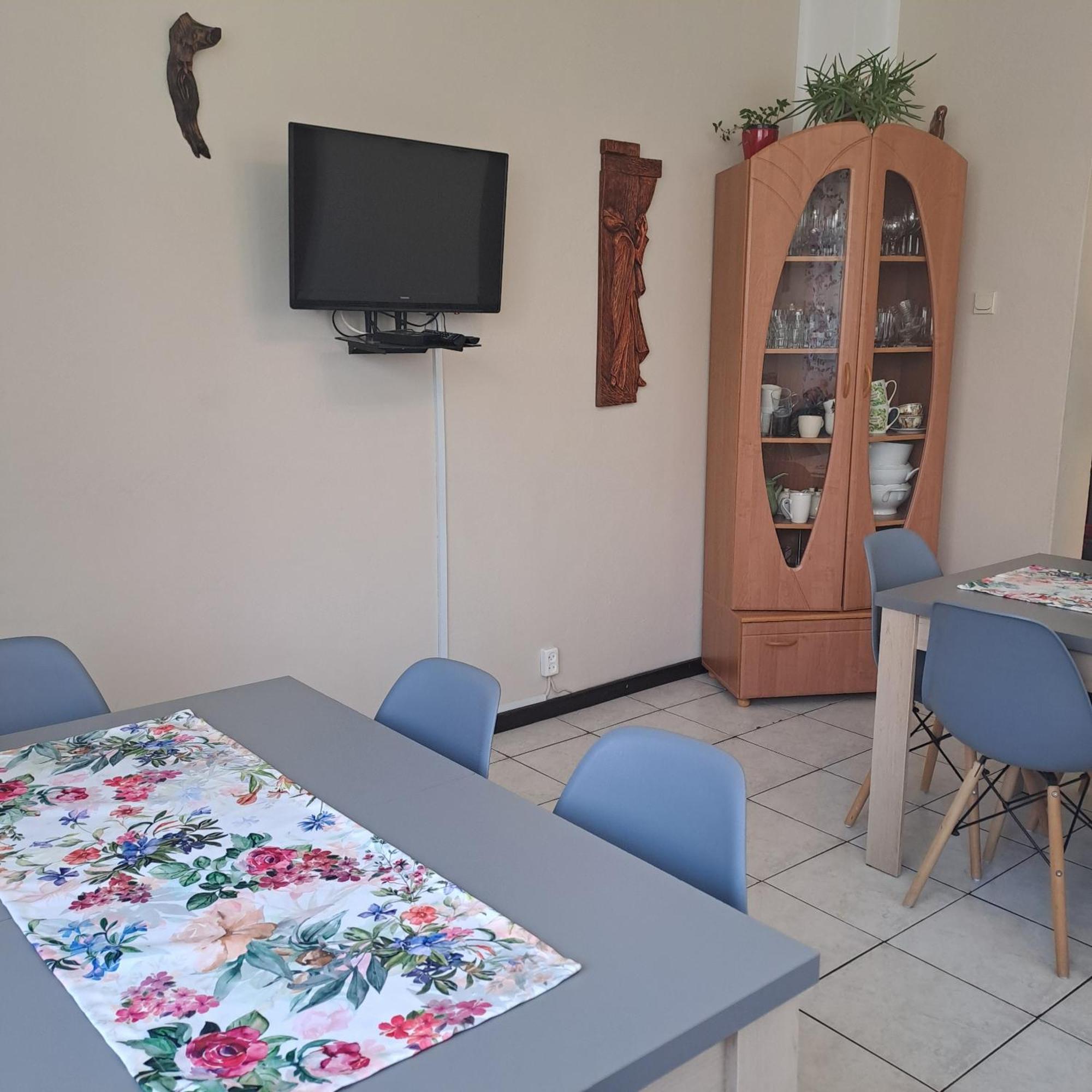 Wichrowe Wzgorza Hotel Strzebowiska Buitenkant foto