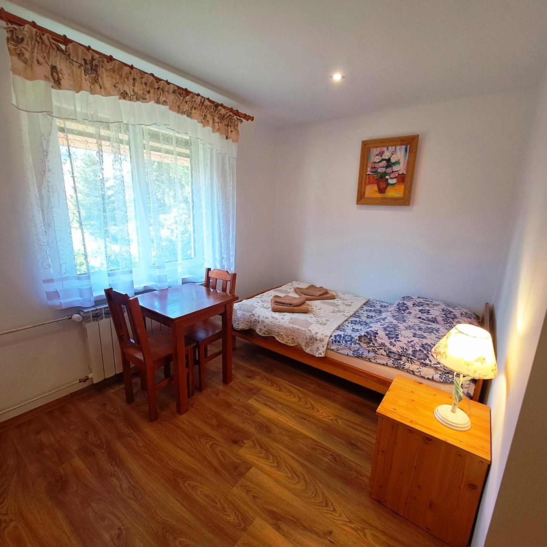 Wichrowe Wzgorza Hotel Strzebowiska Buitenkant foto